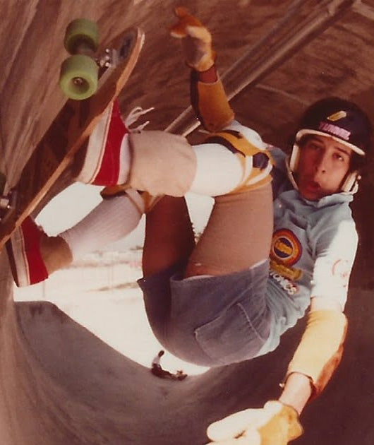 The Steve Alba Story. Steve Alba Skating the walls of a pipe.