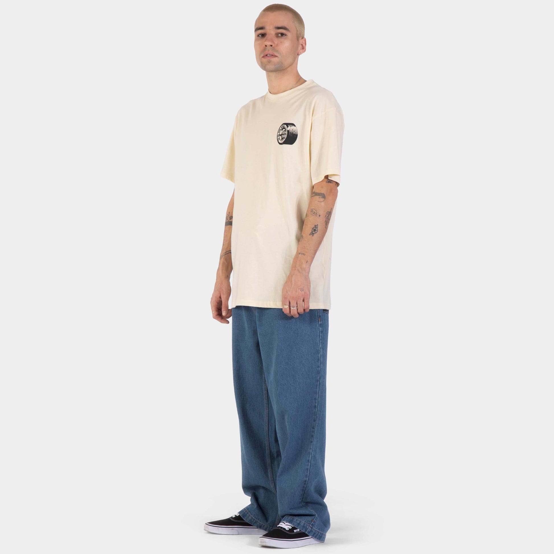 Santa Cruz | Tte Tired Dot T Shirt Wax Paper