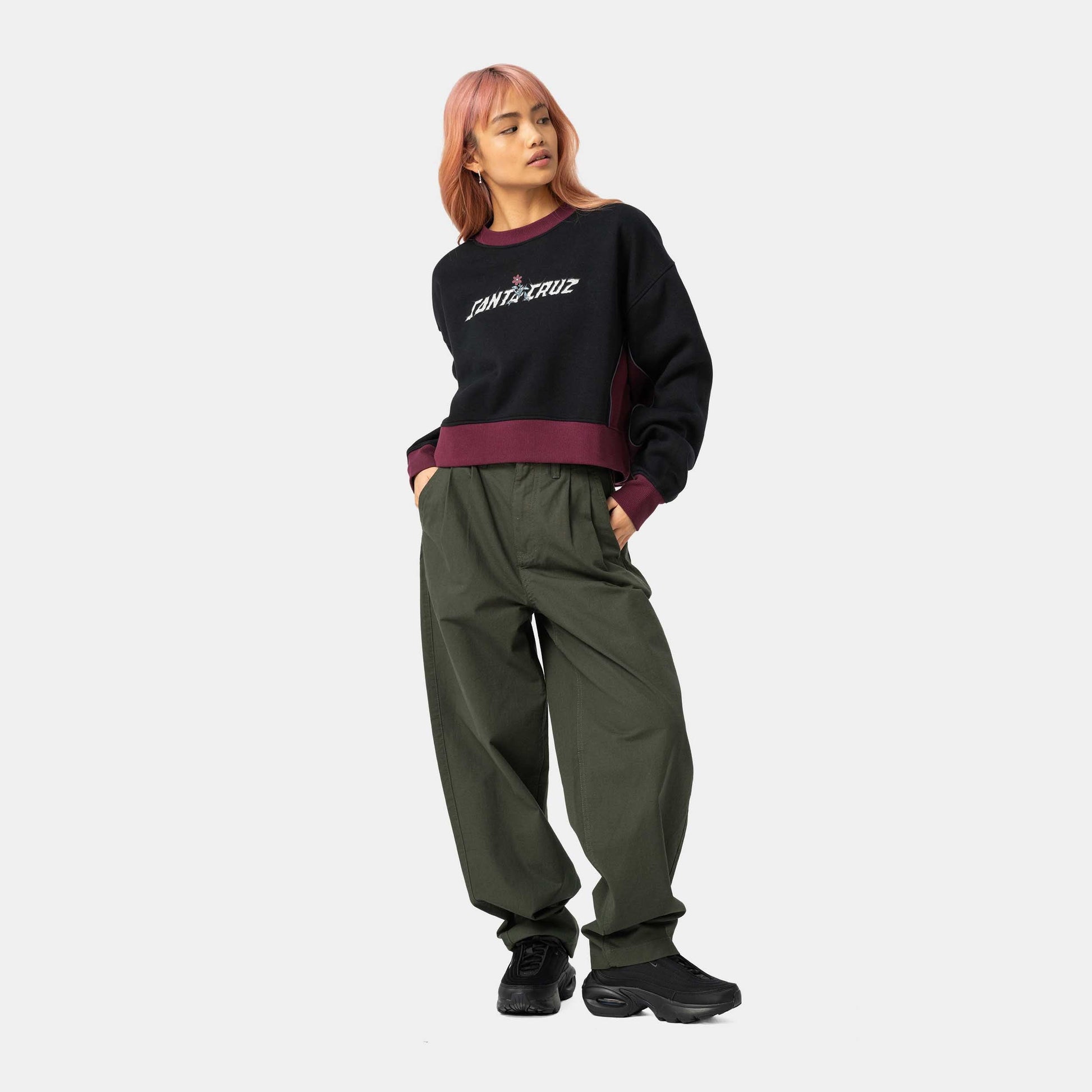 Santa Cruz Flourish Strip Crew Black