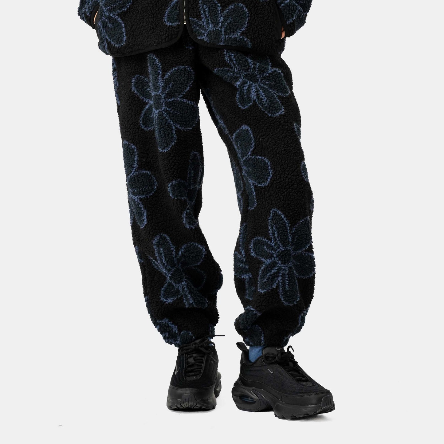 Santa Cruz Homebody Sweatpant Black Daisy