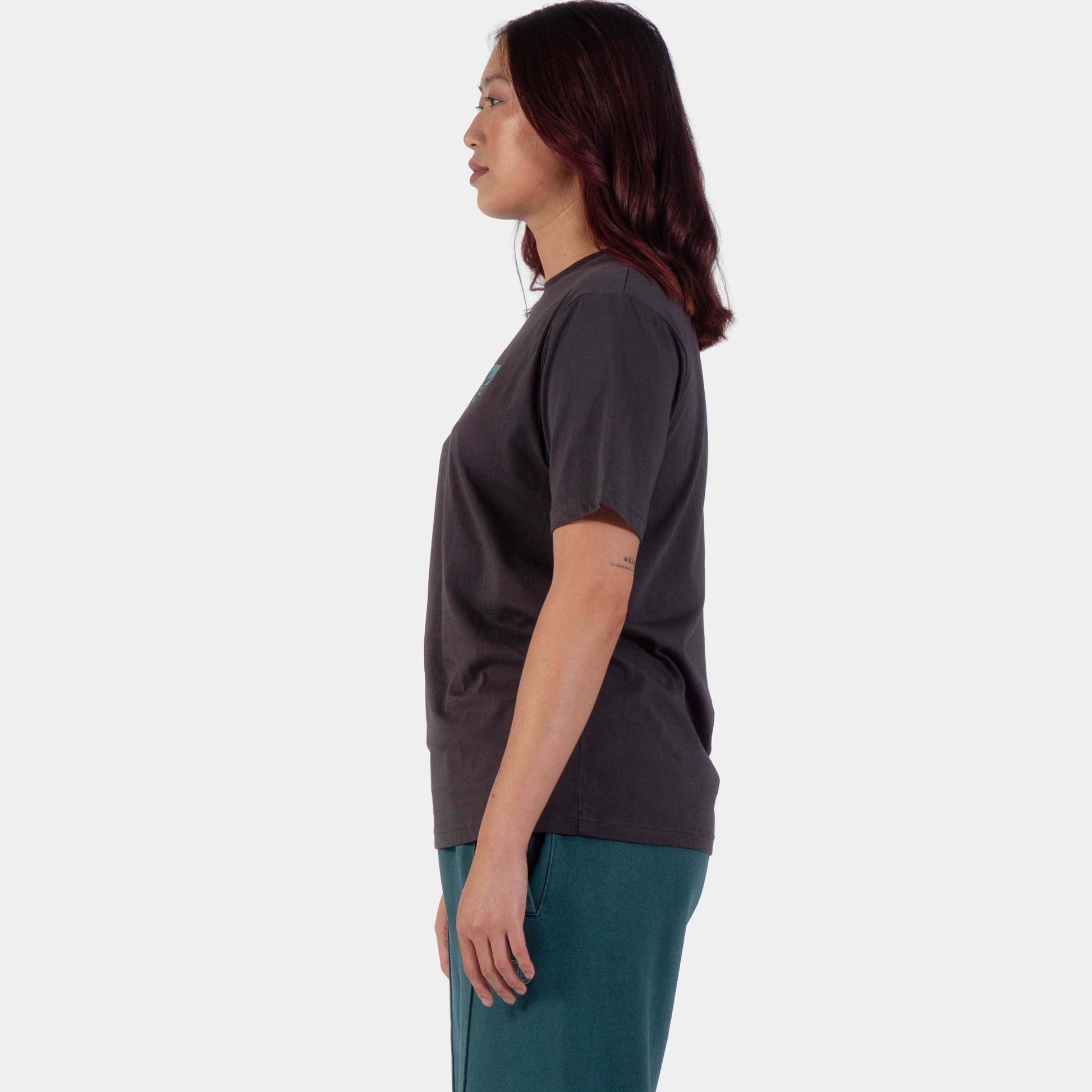 Santa Cruz | Sun Up Front T Shirt Black Wash
