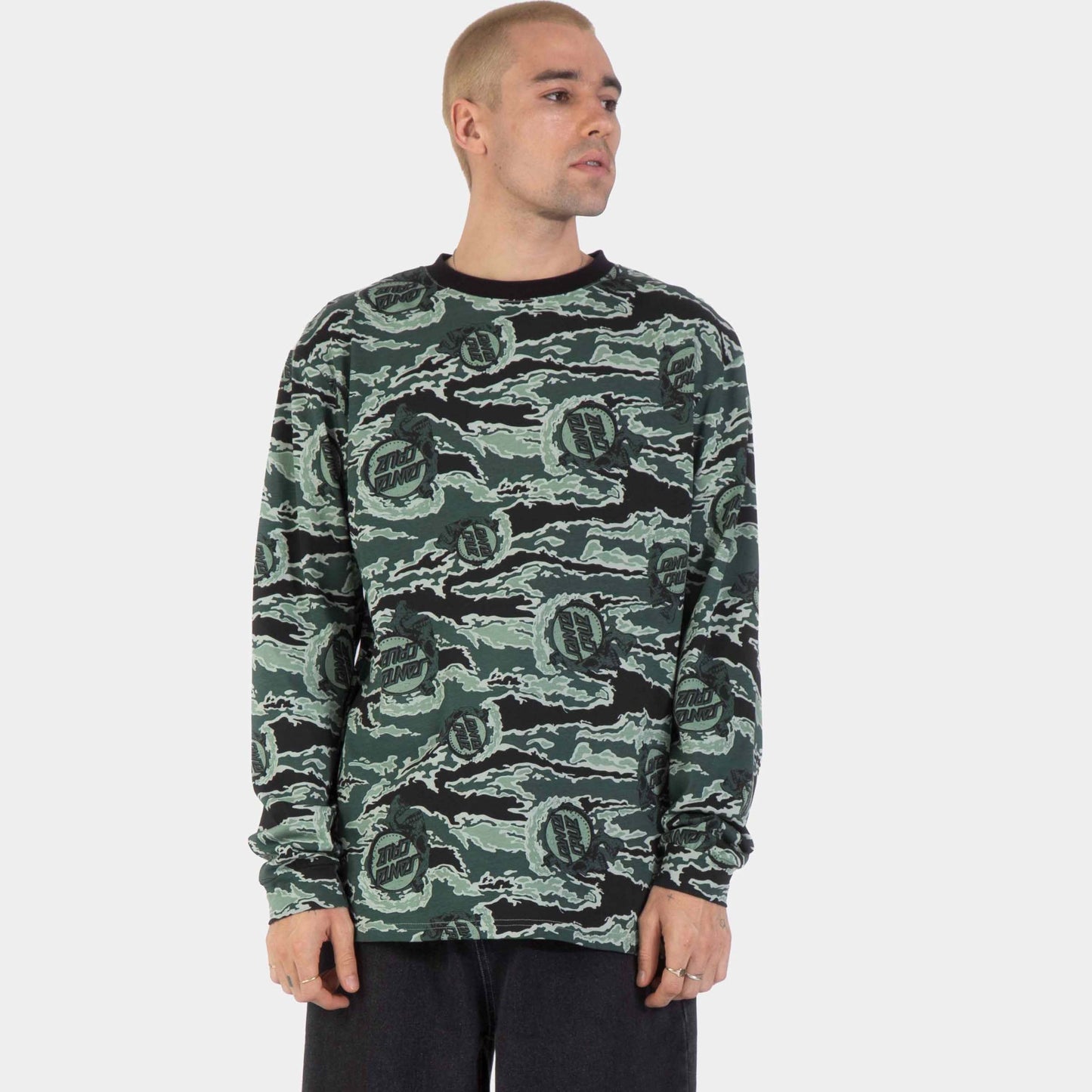 Santa Cruz | Evan Long Sleeve T Shirt Fuse Camo