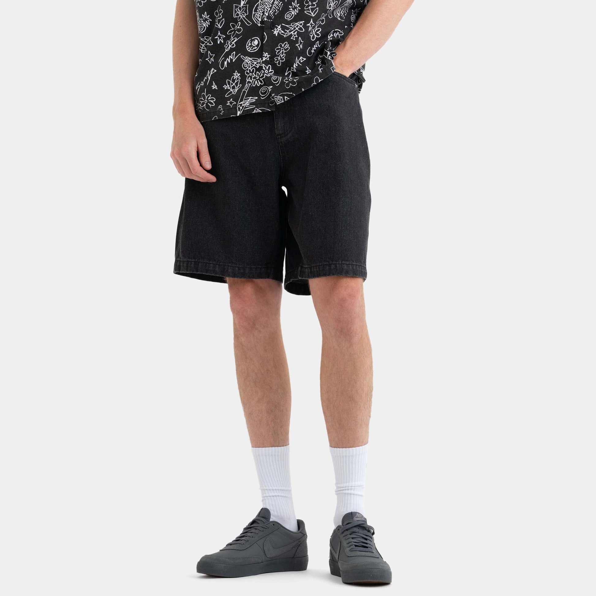 Santa Cruz Skateboards | Self Destruct Big Short Black Wash