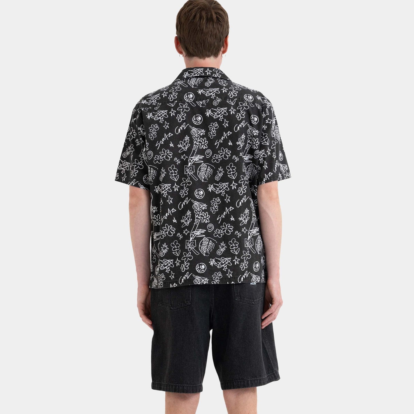 Santa Cruz Skateboards | Finn Short Sleeve Shirt Artificial Scribble