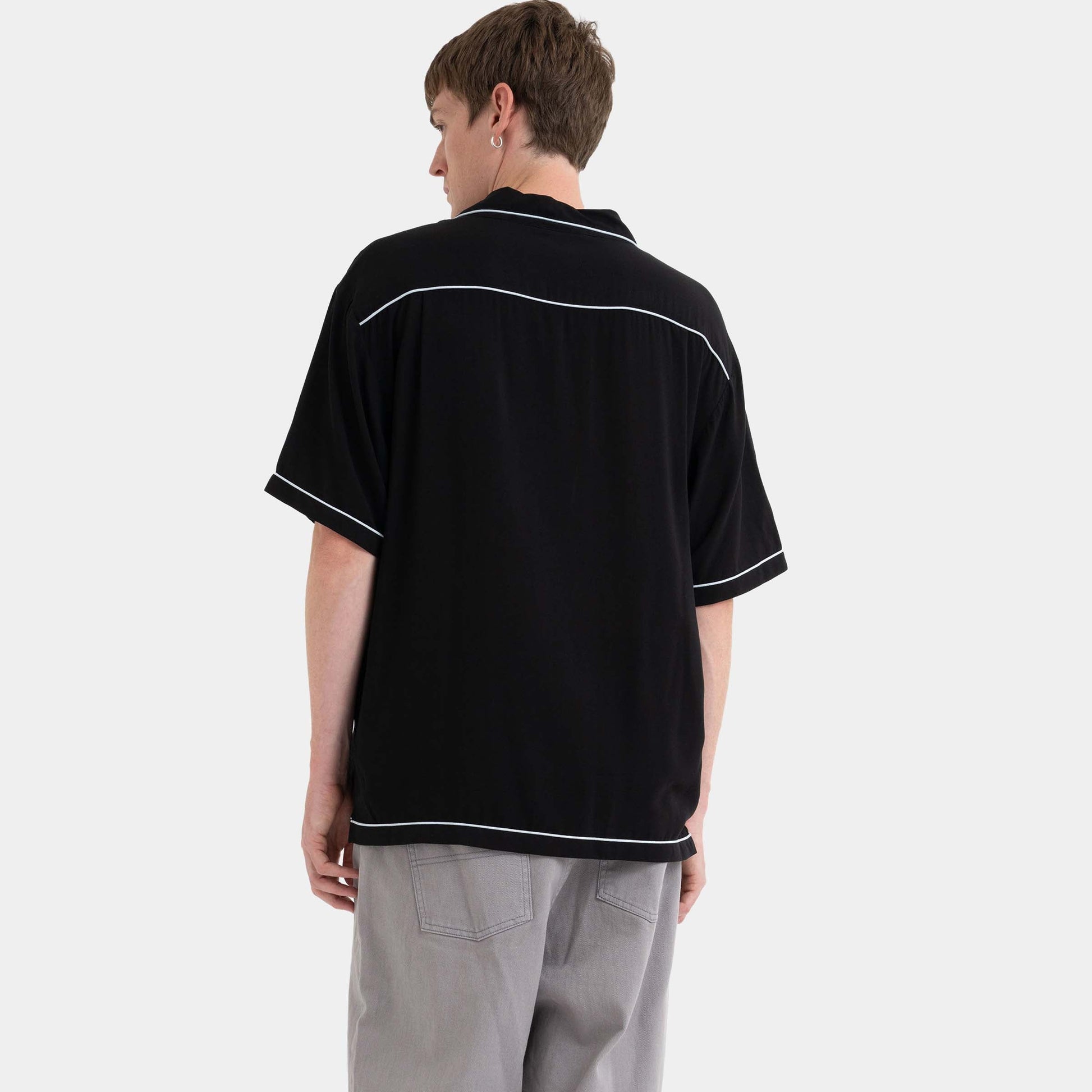 Santa Cruz Skateboards | Winkowski Samurai Short Sleeve Shirt Black
