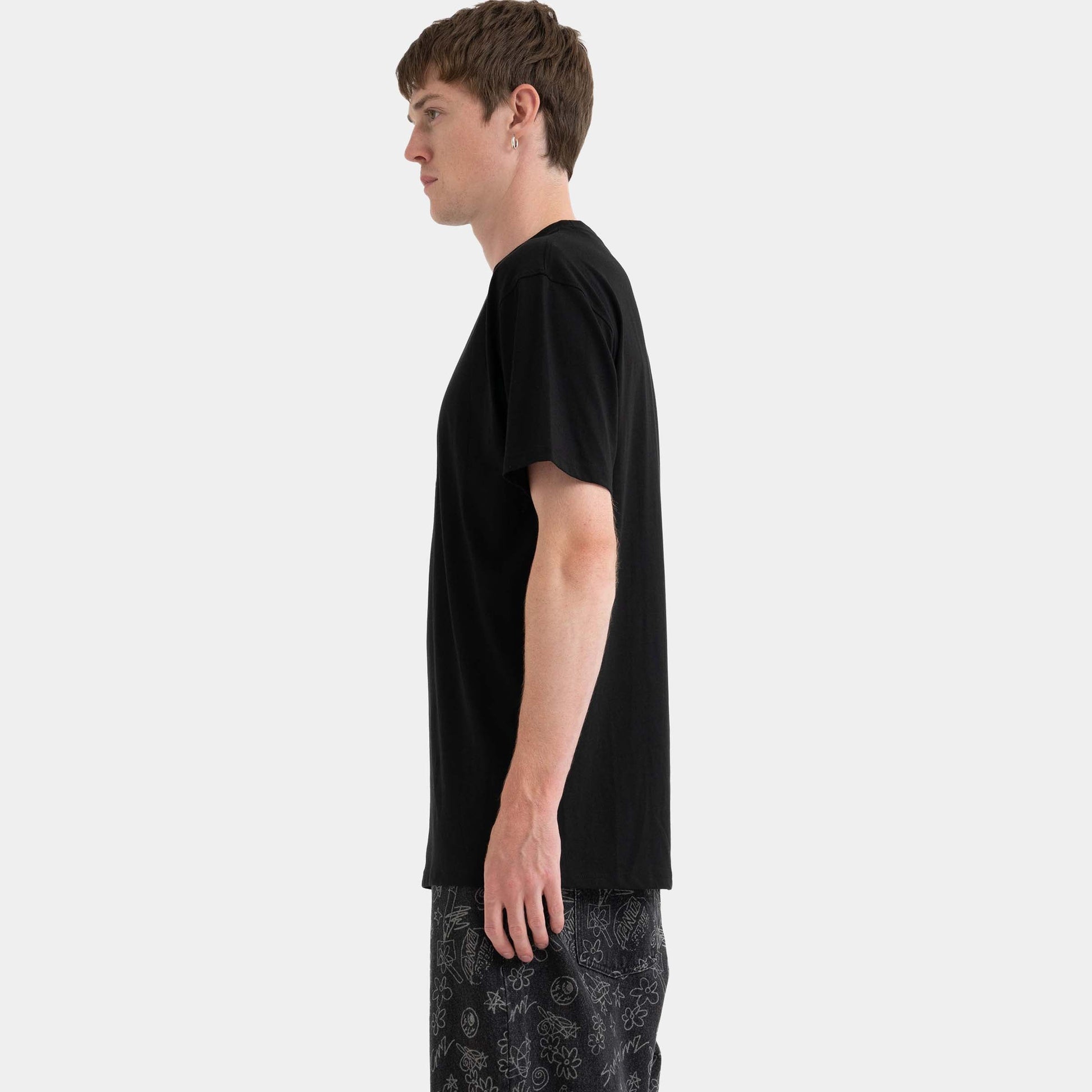 Santa Cruz Skateboards | Artificial Hand Front T Shirt Black